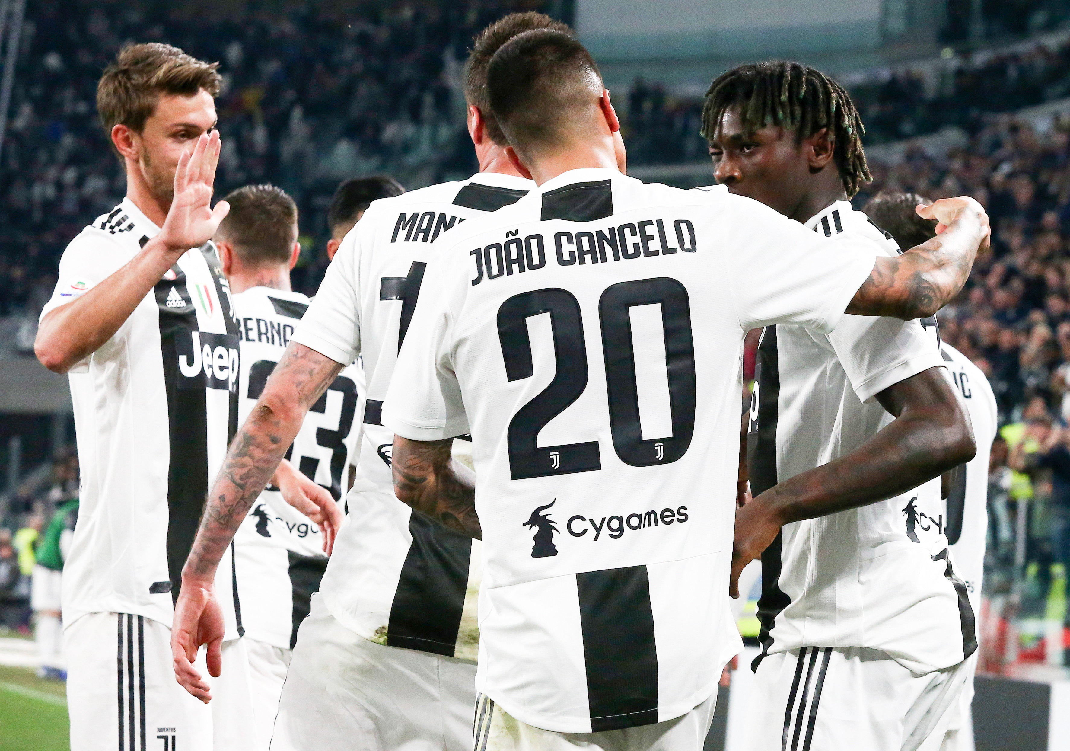 球迷：对方防他像空气一样