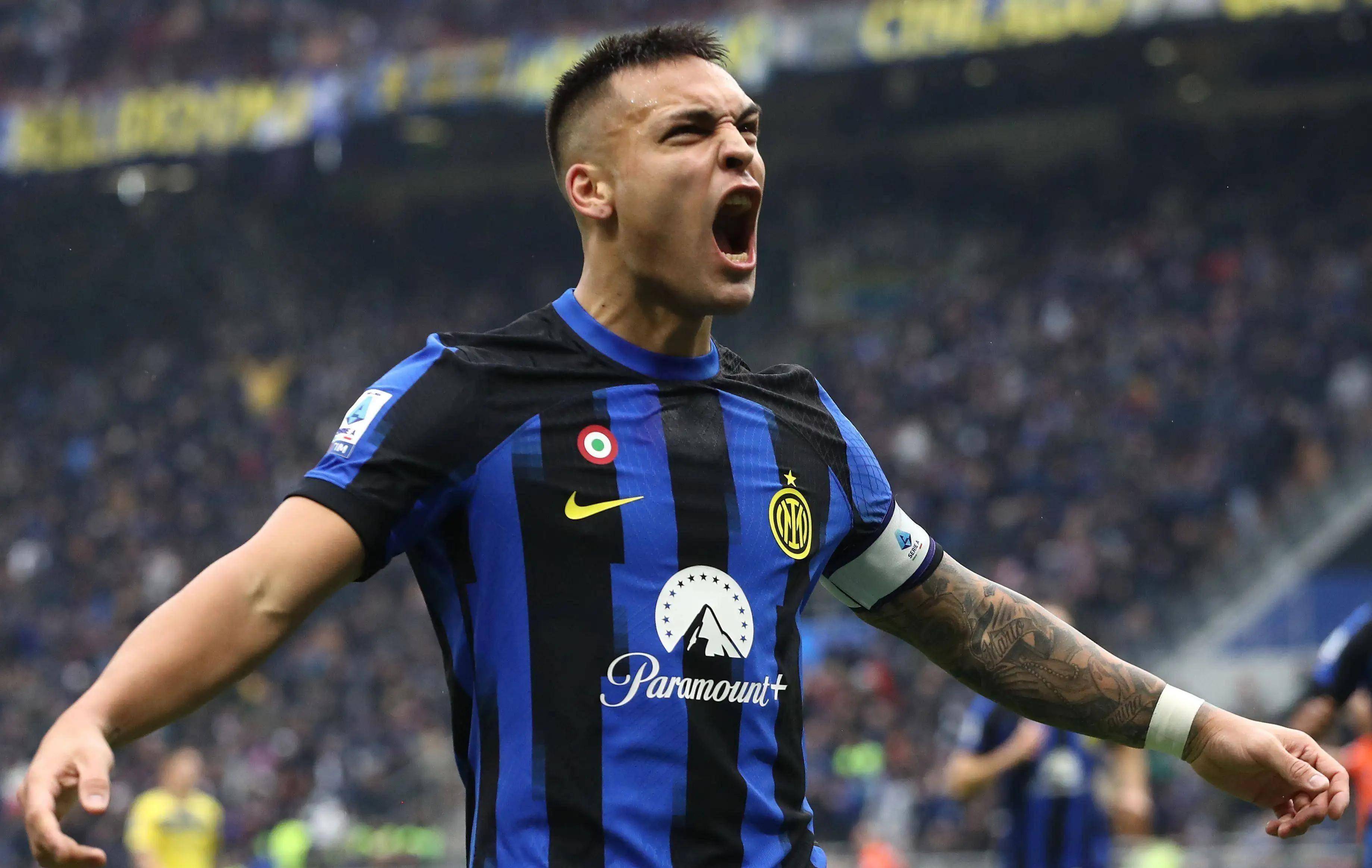 送别队长，浙江球迷打出两幅tifo致敬弗兰克