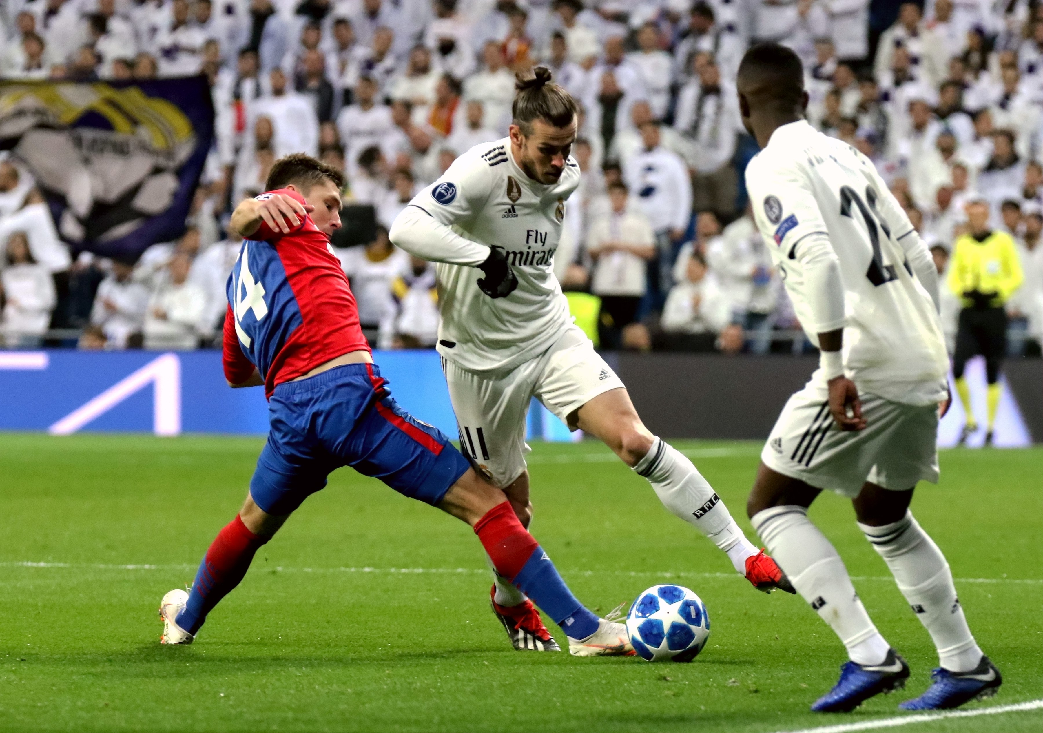 亚冠精英赛第五轮最佳球员候选：周定洋入选，林加德在列