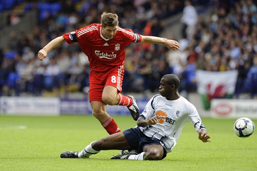 ESPN：马雷斯卡希望引进世界级中卫和门将，并给库库找替补